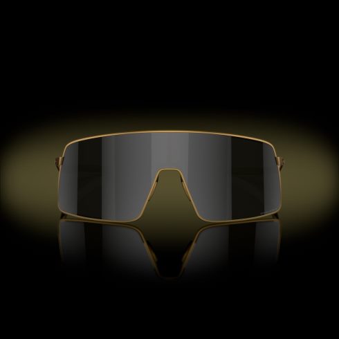 Oakley sutro ti patrick mahomes ii -kokoelma prim mustat linssit, matta kultainen kehys silmälasit 2T48V4218